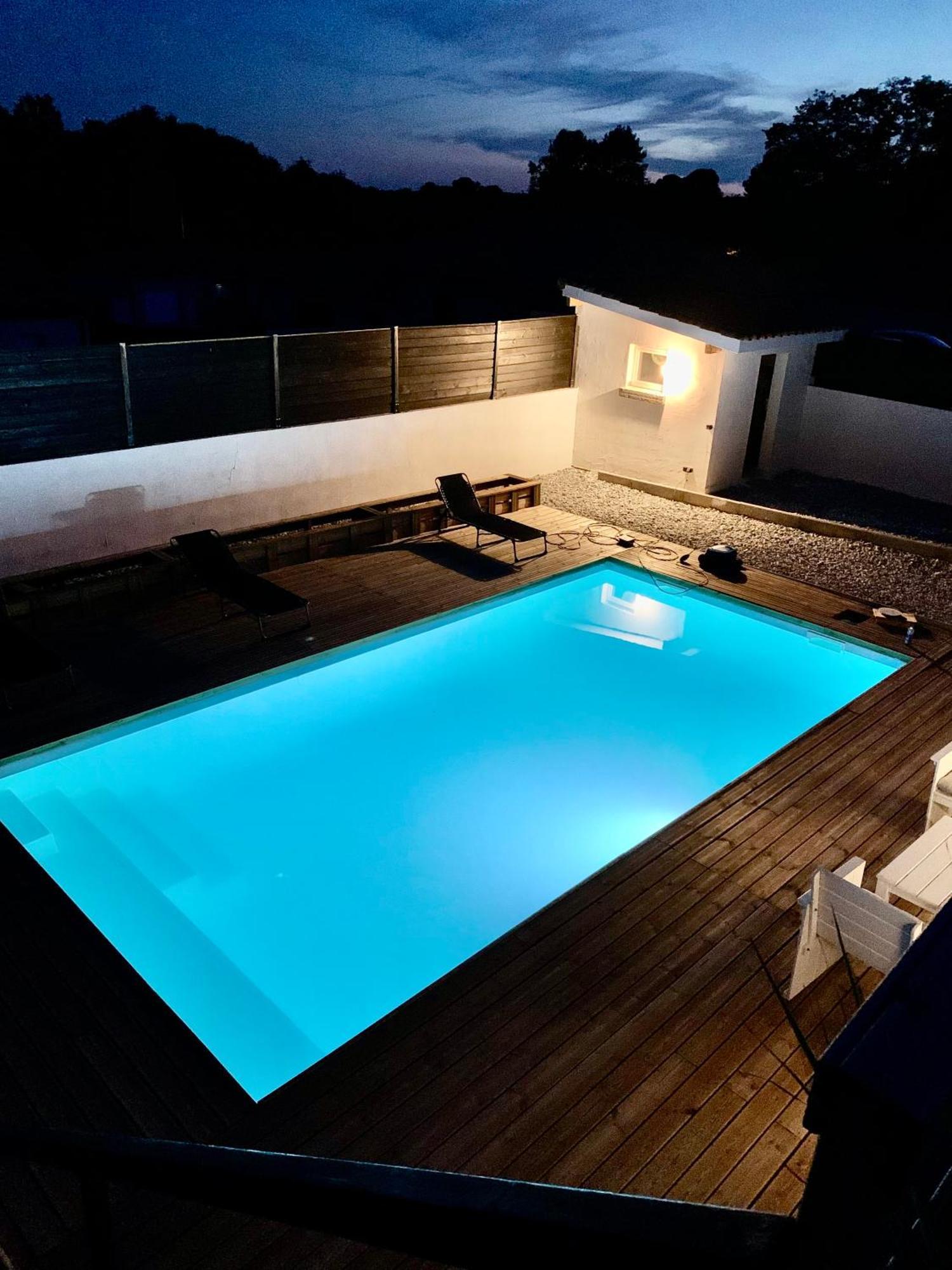 Maison Au Calme Avec Piscine Riviere-Saas-et-Gourby Buitenkant foto